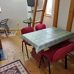 Apartament Captain S House *