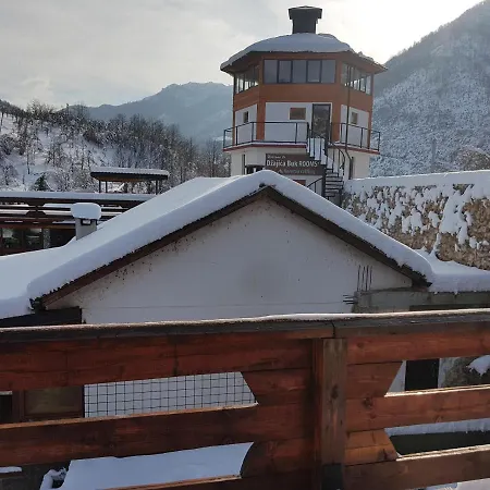 Apartment Captain S House